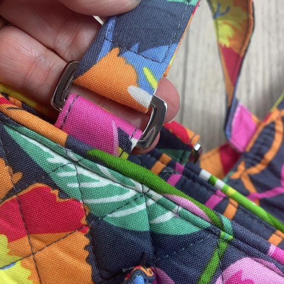 Like new Vera Bradley floral grey double strap shoulder bag - Picture 7 of 14